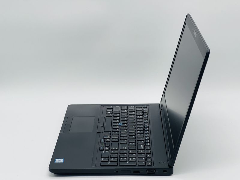 БУ ноутбук Dell Precision 3530 / 15 IPS 1920x1080 / i5-8400H / RAM 16 GB / SSD 512 GB / NVIDIA Quadro P600 SH2403343 фото від Pixel