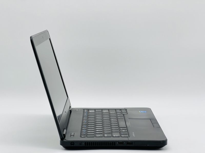 БУ ноутбук Dell Latitude E5440 / 14 TN 1366x768 / i5-4300U / RAM 8 GB / SSD 250 GB / Intel HD Graphics 4400 SH2312836 фото від Pixel