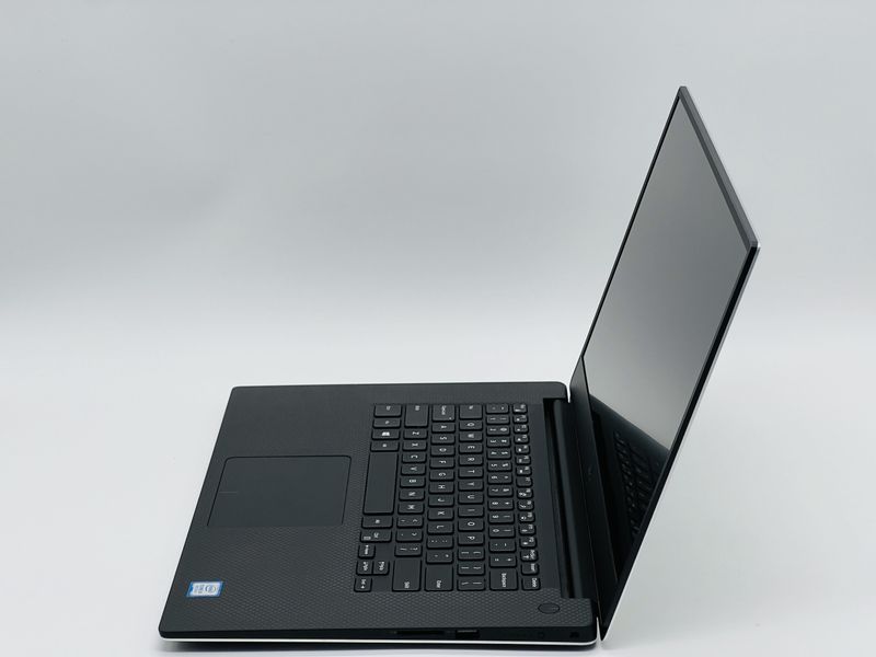 БУ ноутбук Dell Precision 5530 / 15 IPS 1920x1080 / i5-8400H / RAM 16 GB / SSD 240 GB / nVIIDA Quadro Р1000 SH2406506 фото від Pixel