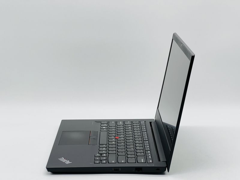 БУ ноутбук Lenovo ThinkPad E14 / 14 IPS 1920x1080 / i5-10210U / RAM 16 GB / SSD 250 GB / Intel UHD Graphics SH24011529 фото від Pixel