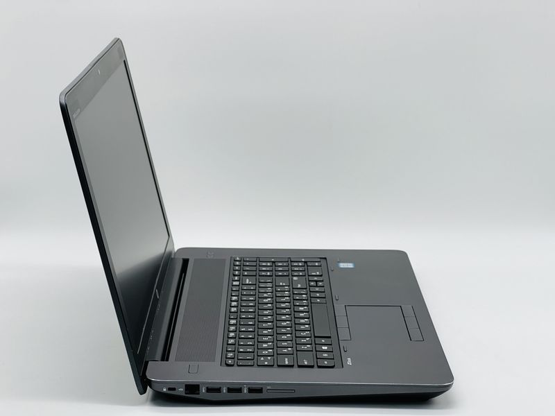 БУ ноутбук HP ZBook 17 G3 / 17 TN 1600x900 / i5-6440HQ / RAM 16 GB / SSD 240 GB / Quadro M1000M SH24021253 фото від Pixel