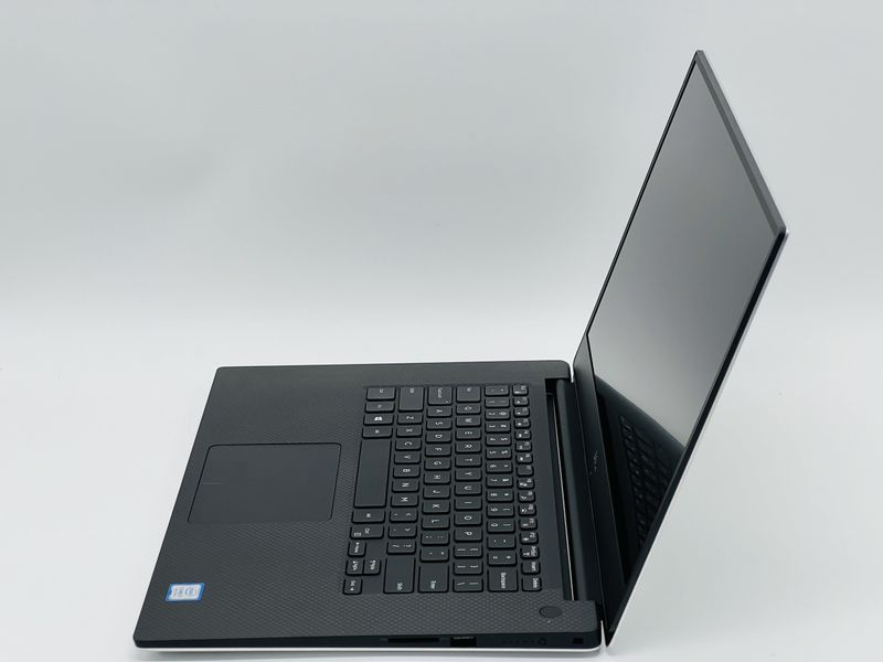 БУ ноутбук Dell Precision 5530 / 15 IPS 1920x1080 / i7-8850H / RAM 16 GB / SSD 240 GB / nVIIDA Quadro Р1000 SH2406304 фото від Pixel